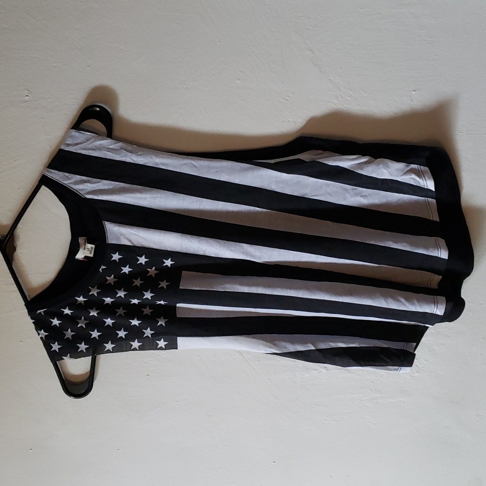 garage | American Flag Screen Muscle Tank | S | NWT